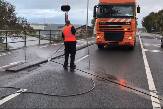 Eresdé nieuws bruggenreiniging Overijssel 