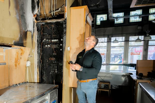 Eresde controleert brandschade