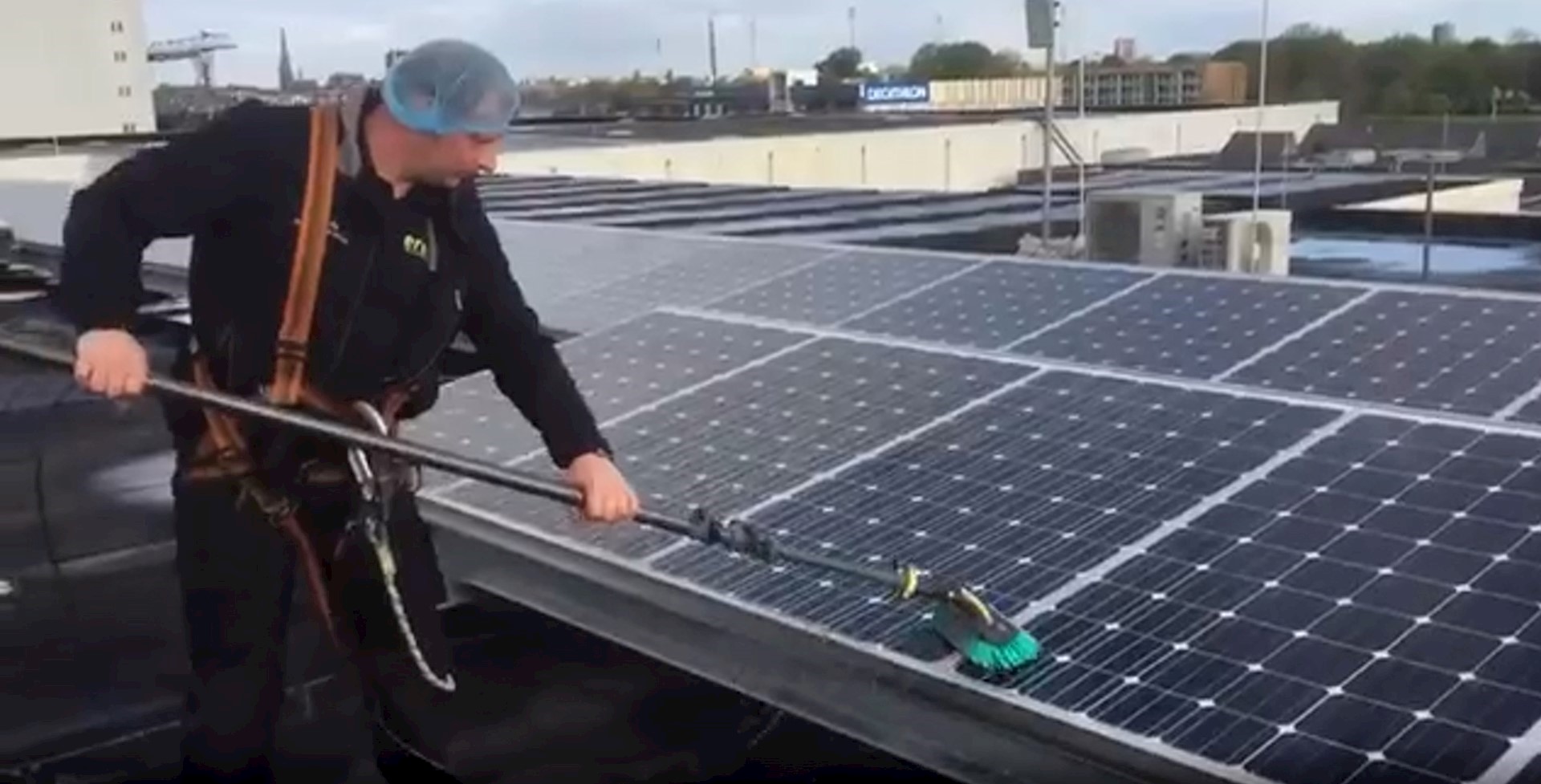 Zonnepanelen reinigen