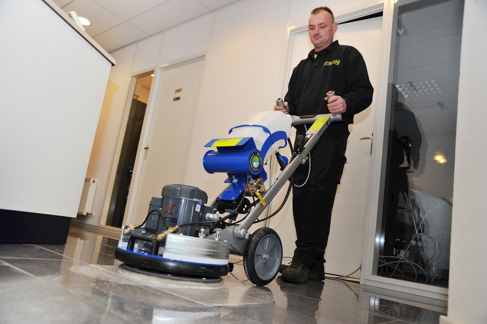 Eresdé vloerreiniging 