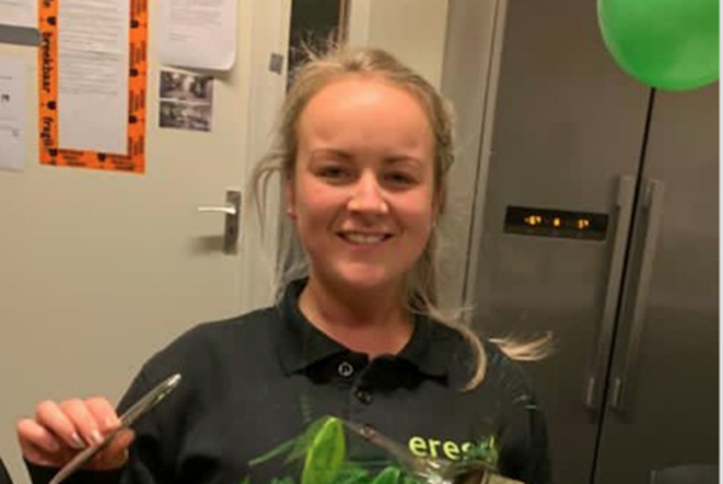 Eresdé nieuws Birgit twaalf-en-een-halfjaar in dienst